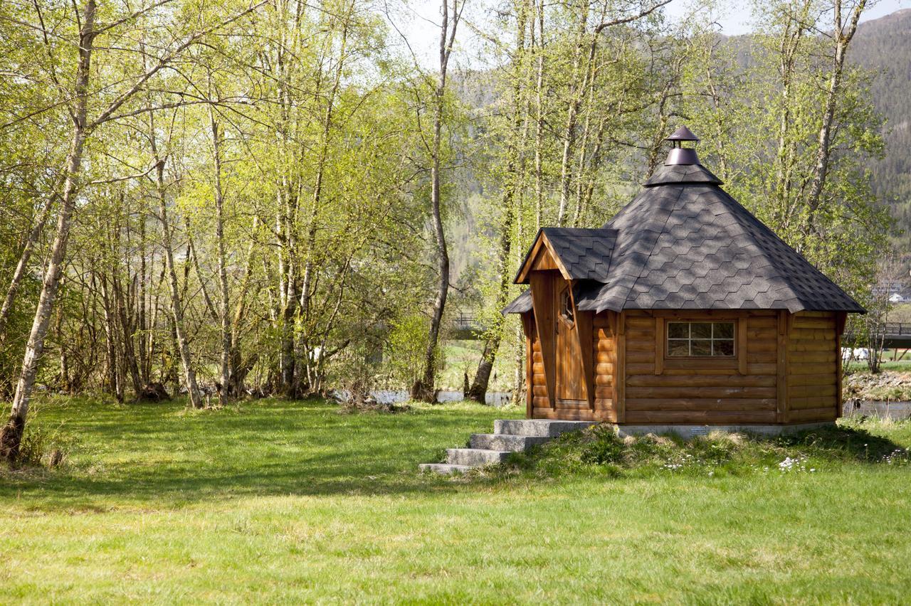 Forde Gjestehus Og Camping מראה חיצוני תמונה